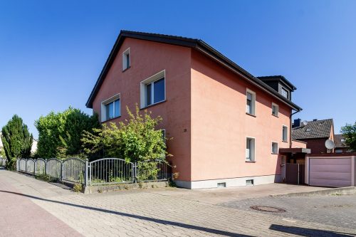 !!RESERVIERT!! Zweifamilienhaus in Beckum mit Büroanbau!